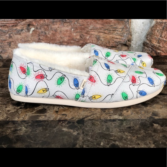 TOMS Glow In The Dark Lights Print with Faux fur - Picture 6 of 11